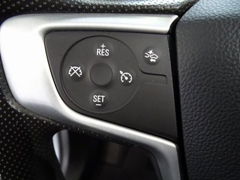 Used 2023 GMC Acadia SLE w/ Driver Convenience Package image 7