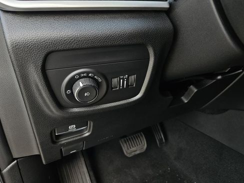 New 2025 Jeep Grand Cherokee Limited AWD/4WD image 16