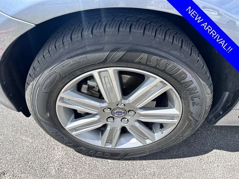 Used 2017 Volvo XC60 T5 Inscription w/ Preferred Option Package FWD image 13