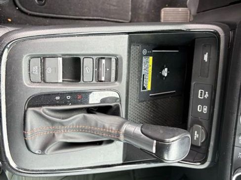 Used 2024 Honda CR-V Sport-L image 11