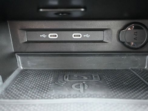 Used 2024 Volkswagen Tiguan SE R-Line image 22