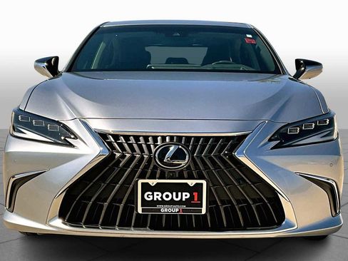 Certified 2024 Lexus ES 300h Ultra Luxury image 3