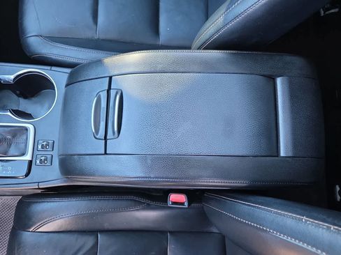 Used 2014 Toyota Highlander XLE image 20