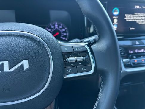 Used 2022 Kia Sorento S w/ Panoramic Sunroof Package FWD image 23