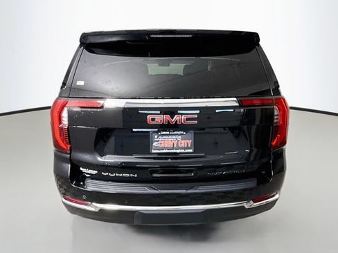 Used 2025 GMC Yukon XL Elevation AWD/4WD image 6