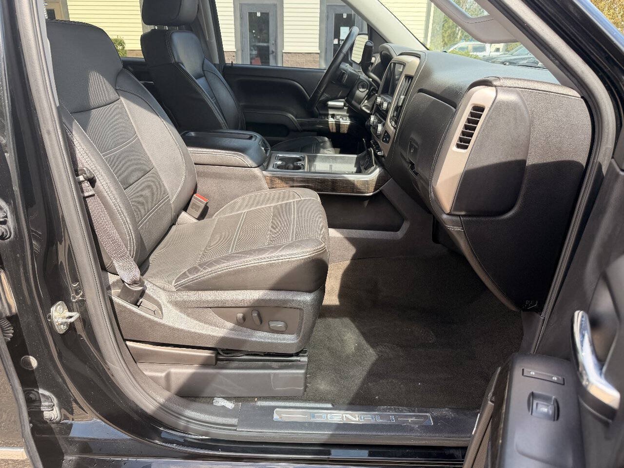 Used 2015 GMC Sierra 1500 Denali AWD/4WD image 12