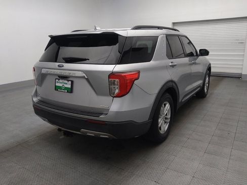 Used 2020 Ford Explorer XLT w/ Equipment Group 202A image 9