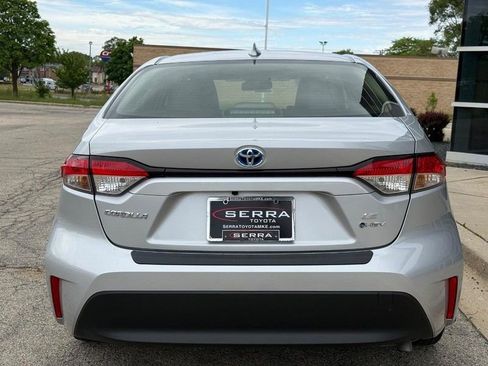 Used 2025 Toyota Corolla LE w/ LE Premium Package AWD/4WD image 3