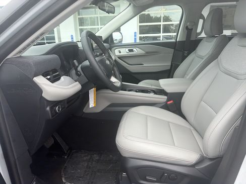 New 2026 Ford Explorer Active w/ Active Comfort Package AWD/4WD image 20