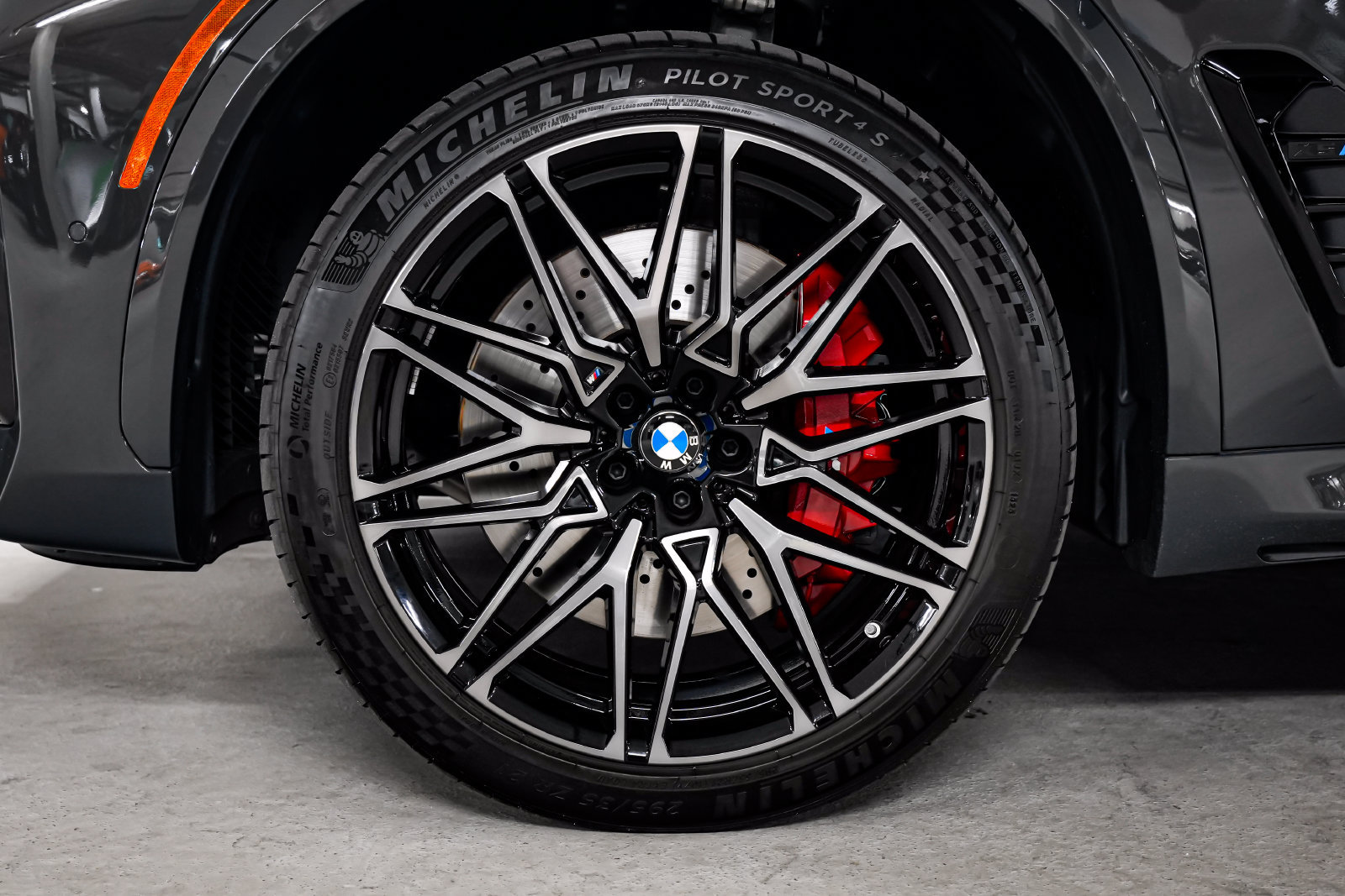 Used 2024 BMW X5 M Competition w/ Executive Package AWD/4WD image 54