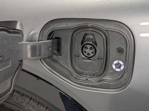 Used 2021 Ford Mustang Mach-E Premium image 13