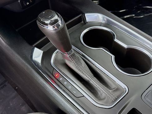 Used 2020 Chevrolet Traverse LS image 17