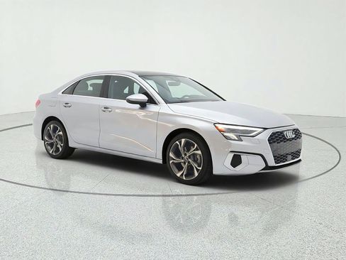 Used 2022 Audi A3 2.0T Premium Plus w/ Premium Plus Package FWD image 3