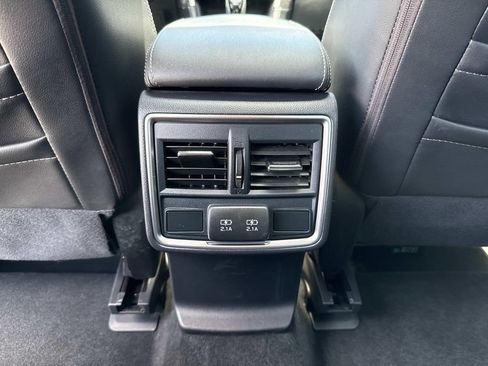 Used 2020 Subaru Forester Limited AWD/4WD image 19