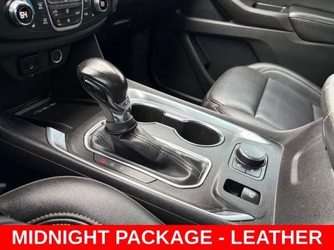 Used 2022 Chevrolet Traverse LT w/ LPO, Blackout Package FWD image 25