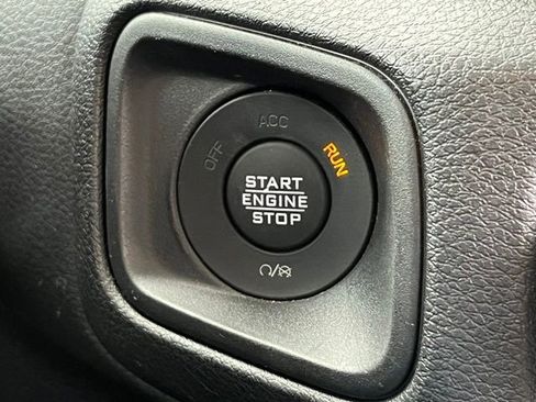 Used 2025 Jeep Wrangler Unlimited Sport S 4xe AWD/4WD image 19