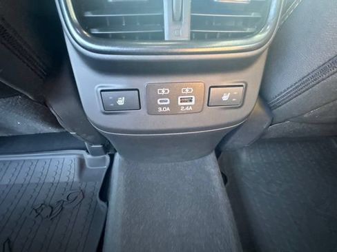 Used 2025 Subaru Outback Wilderness AWD/4WD image 13