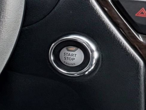 Used 2015 Nissan Pathfinder Platinum w/ Cargo Package FWD image 14