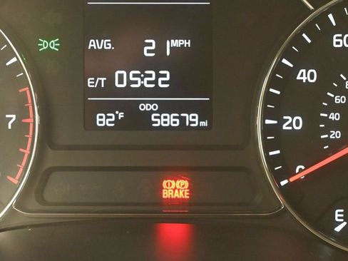 Used 2017 Kia Forte LX FWD image 15