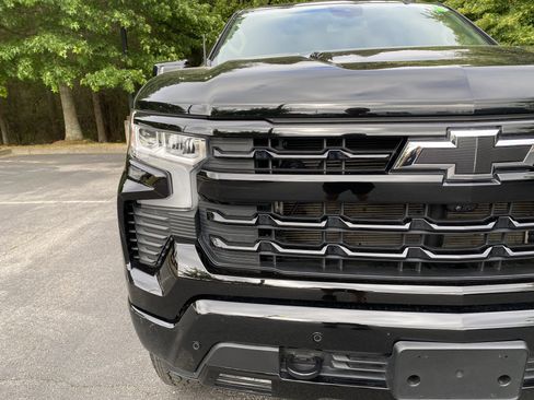 Used 2024 Chevrolet Silverado 1500 RST w/ Convenience Package II AWD/4WD image 14
