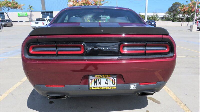 Used 2017 Dodge Challenger R/T w/ Blacktop Package RWD image 10
