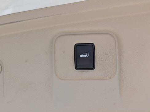 Used 2015 Nissan Murano SL w/ SL Technology Package FWD image 14