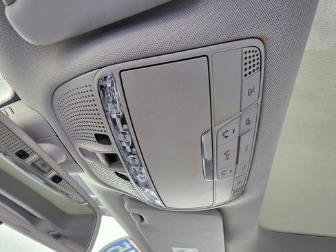 Used 2015 Mercedes-Benz C 300 Sedan image 30