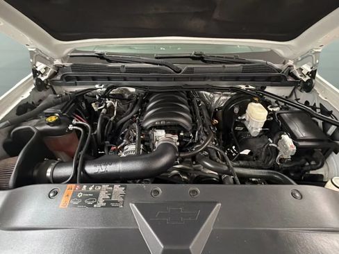 Used 2017 Chevrolet Silverado 1500 LT w/ All Star Edition AWD/4WD image 22