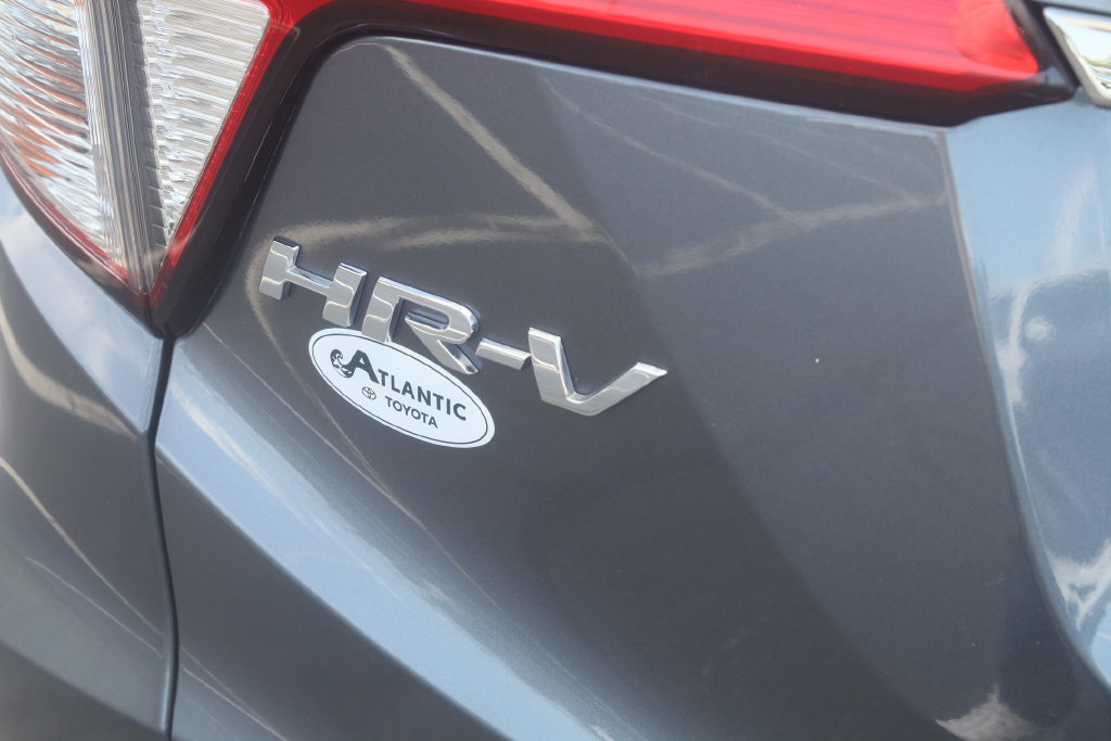 Used 2021 Honda HR-V EX image 13