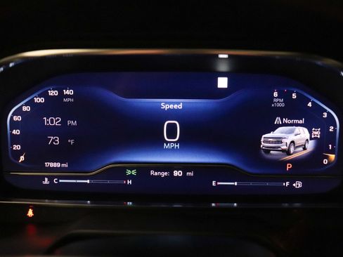 Used 2022 Chevrolet Tahoe RST w/ Sport Performance Package image 36