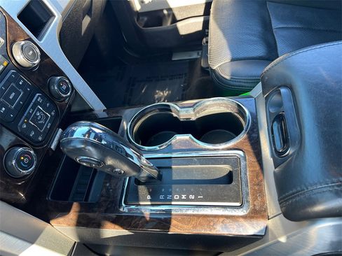Used 2013 Ford F150 Platinum image 22