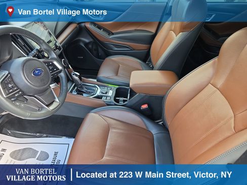 Used 2022 Subaru Forester Touring AWD/4WD image 10
