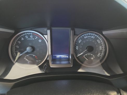 Used 2021 Toyota Tacoma SR5 w/ Trail Edition AWD/4WD image 12
