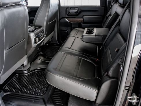 Used 2023 GMC Sierra 3500 Denali w/ Denali Ultimate Package image 38