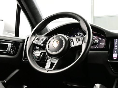 Certified 2021 Porsche Cayenne Turbo AWD/4WD image 21