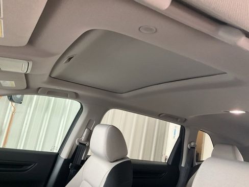 New 2026 Honda CR-V EX image 7