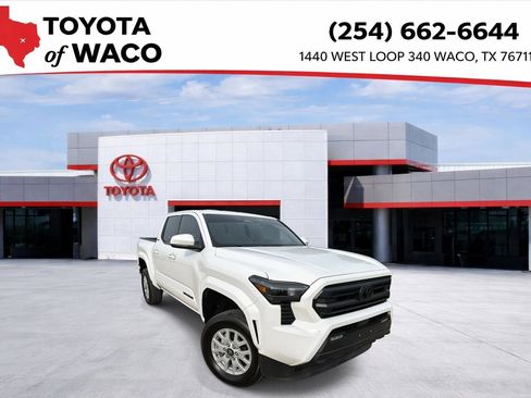 Used 2024 Toyota Tacoma SR5 AWD/4WD image 1