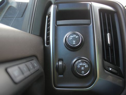 Used 2017 Chevrolet Silverado 1500 LTZ Z71 w/ LTZ Plus Package image 12