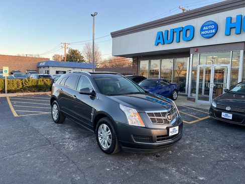 Used 2011 Cadillac SRX Luxury image 3