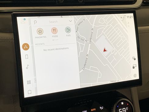 New 2026 Jaguar F-PACE R-Dynamic S image 19