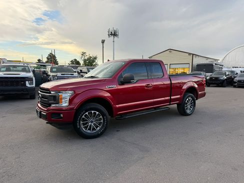 Used 2018 Ford F150 XLT w/ Equipment Group 302A Luxury AWD/4WD image 2