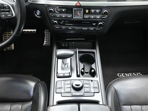 Used 2018 Genesis G80 3.3T Sport image 28