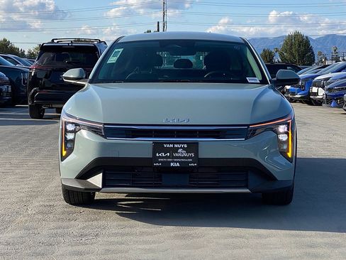 New 2026 Kia K4 EX FWD image 9