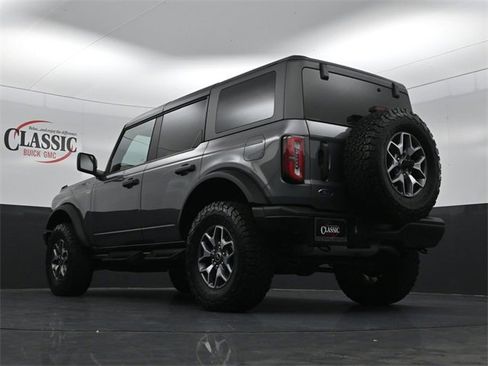 Used 2024 Ford Bronco Badlands image 31