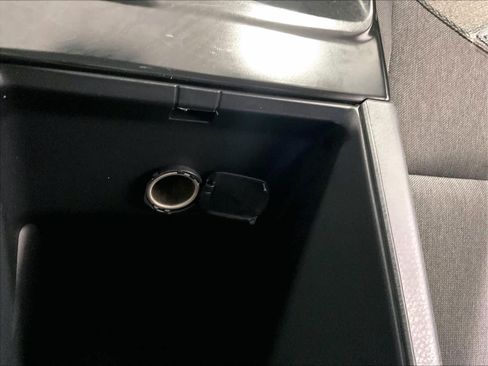 Used 2025 Toyota Camry LE image 25