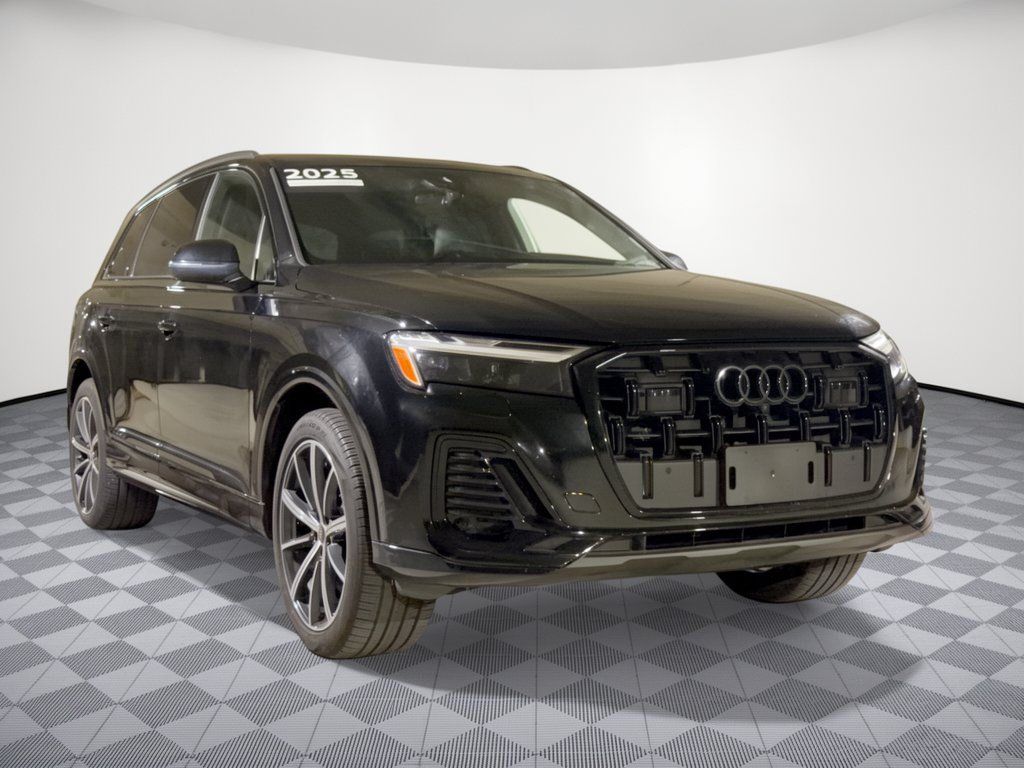 Certified 2025 Audi Q7 2.0T Premium Plus w/ Premium Plus Package AWD/4WD image 7