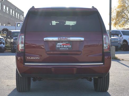 Used 2017 GMC Yukon Denali w/ Open Road Package image 10