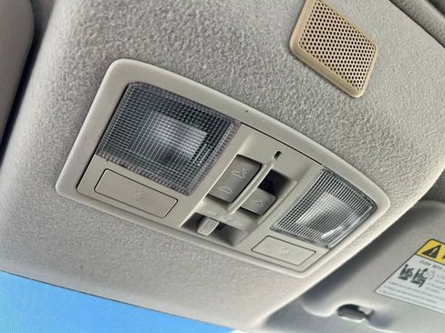 Used 2012 MAZDA MAZDA3 i Touring image 38