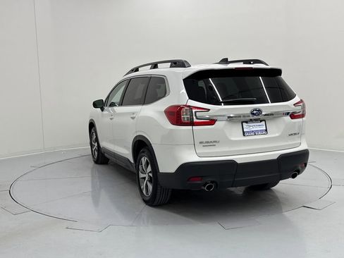 Certified 2023 Subaru Ascent Premium w/ Convenience Package image 3