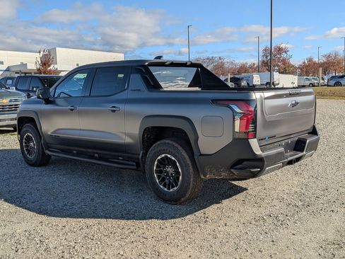 New 2026 Chevrolet Silverado EV Trail Boss image 6